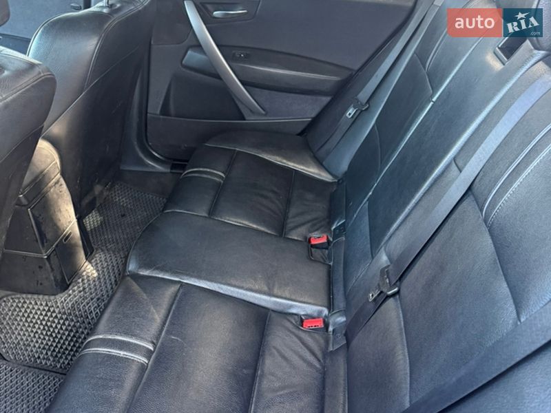 Внедорожник / Кроссовер BMW X3 2004 в Богодухове