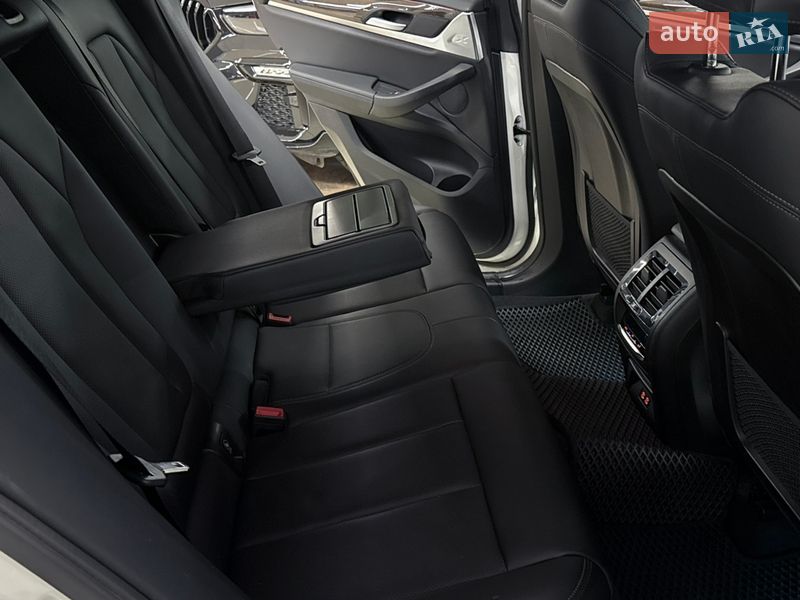 Внедорожник / Кроссовер BMW X3 2023 в Николаеве