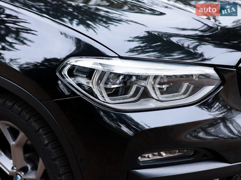 Внедорожник / Кроссовер BMW X3 2019 в Киеве