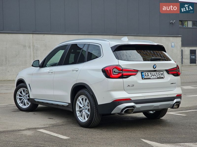 Внедорожник / Кроссовер BMW X3 2022 в Киеве