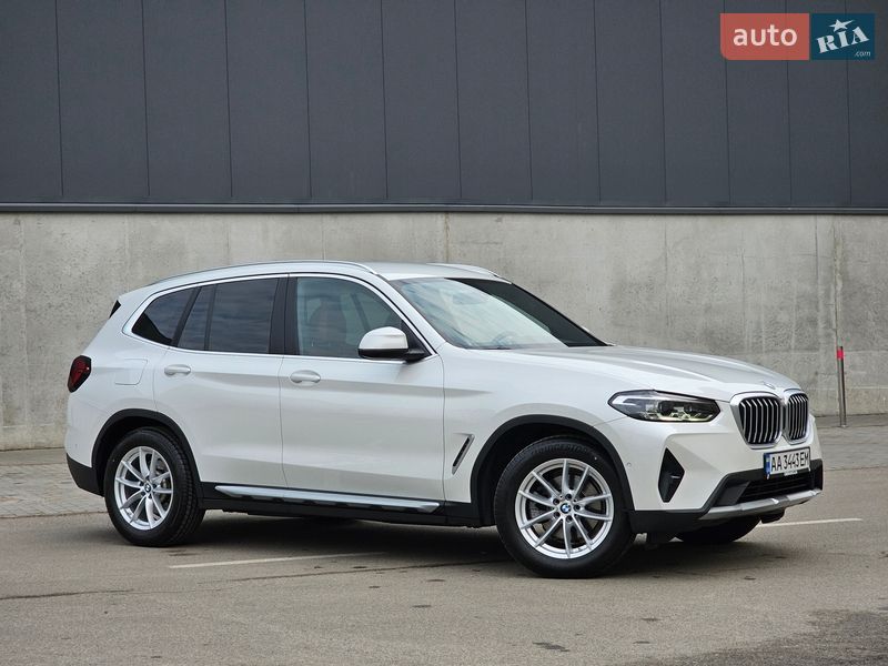 Внедорожник / Кроссовер BMW X3 2022 в Киеве