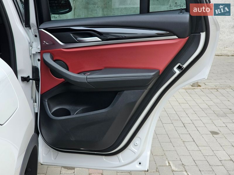 Внедорожник / Кроссовер BMW X3 2022 в Киеве
