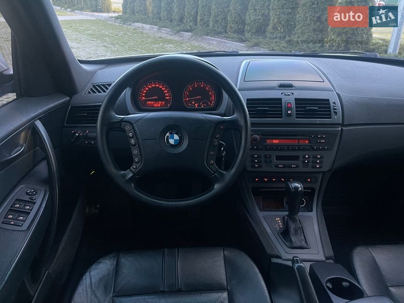 Позашляховик / Кросовер BMW X3 2004 в Харкові