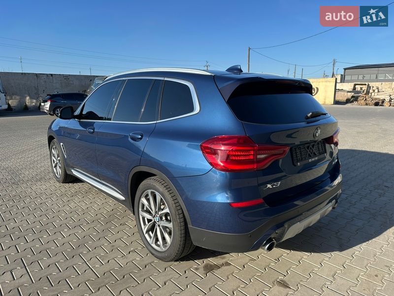 Внедорожник / Кроссовер BMW X3 2019 в Сарнах
