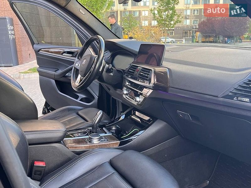 Внедорожник / Кроссовер BMW X3 2020 в Одессе