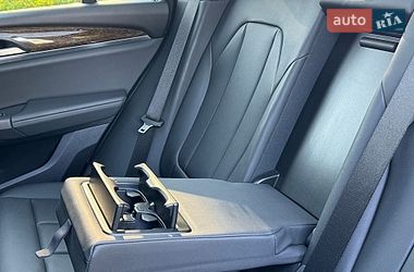 Внедорожник / Кроссовер BMW X3 2018 в Киеве