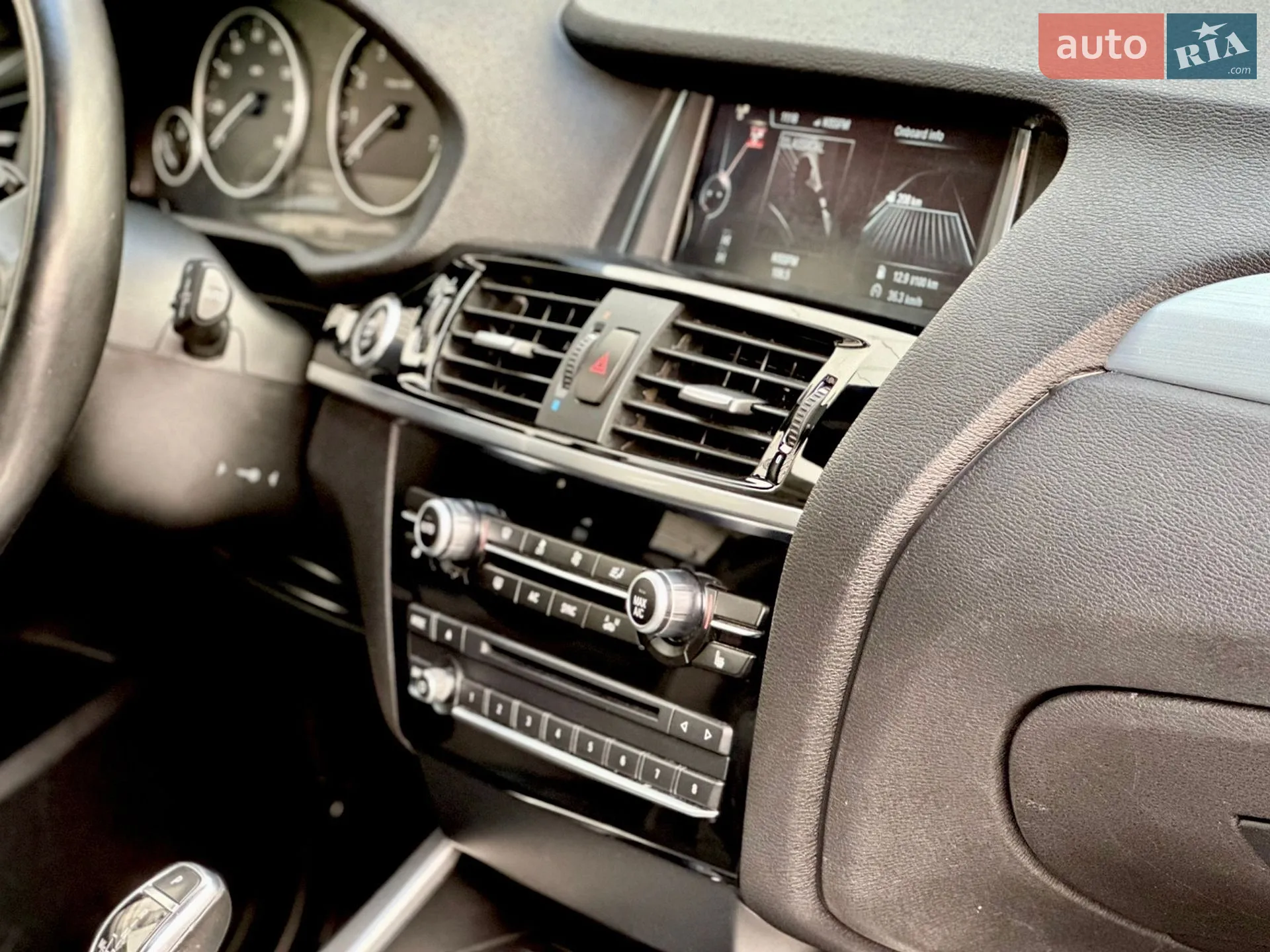 2016 BMW X3 - мініатюра 39