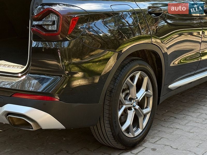 Внедорожник / Кроссовер BMW X3 2022 в Новояворовске