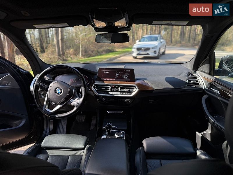 Внедорожник / Кроссовер BMW X3 2022 в Новояворовске