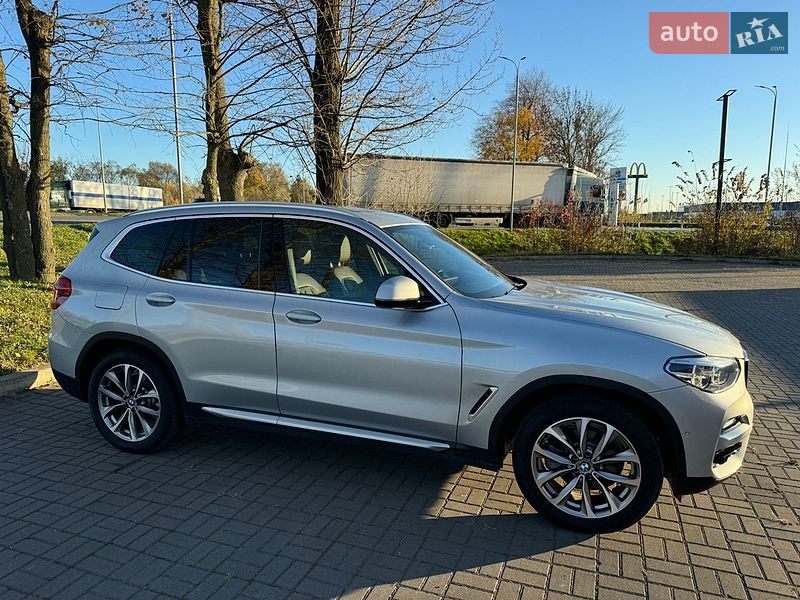 Внедорожник / Кроссовер BMW X3 2019 в Львове