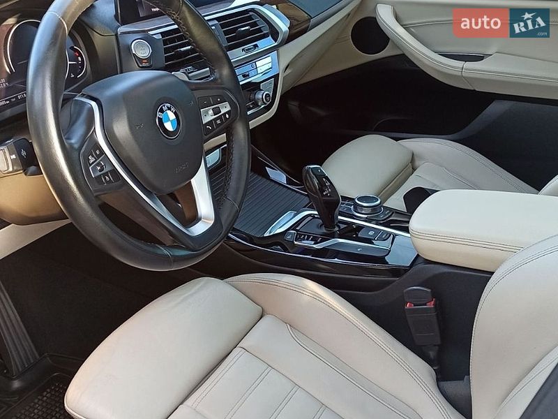 Внедорожник / Кроссовер BMW X3 2021 в Одессе