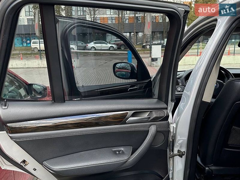 Внедорожник / Кроссовер BMW X3 2014 в Львове