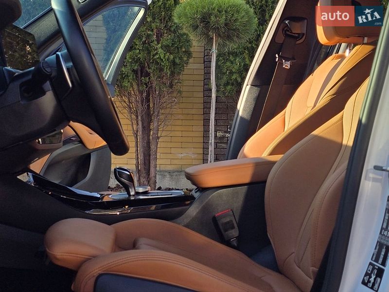 Внедорожник / Кроссовер BMW X3 2024 в Киеве