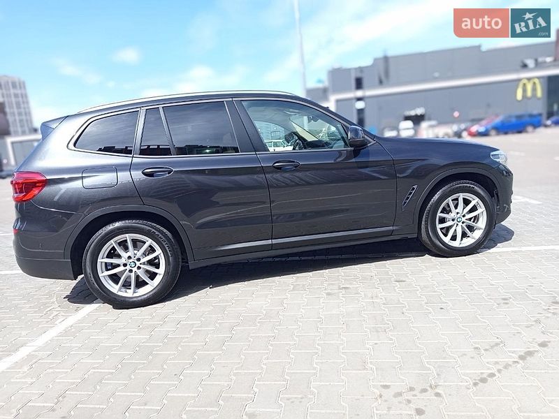 Внедорожник / Кроссовер BMW X3 2018 в Киеве