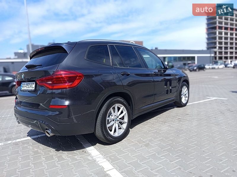 Внедорожник / Кроссовер BMW X3 2018 в Киеве