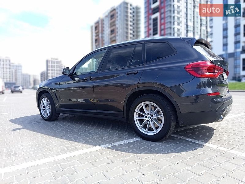 Внедорожник / Кроссовер BMW X3 2018 в Киеве
