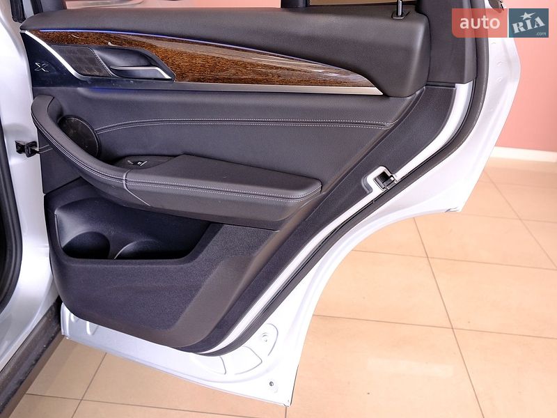 Внедорожник / Кроссовер BMW X3 2018 в Одессе