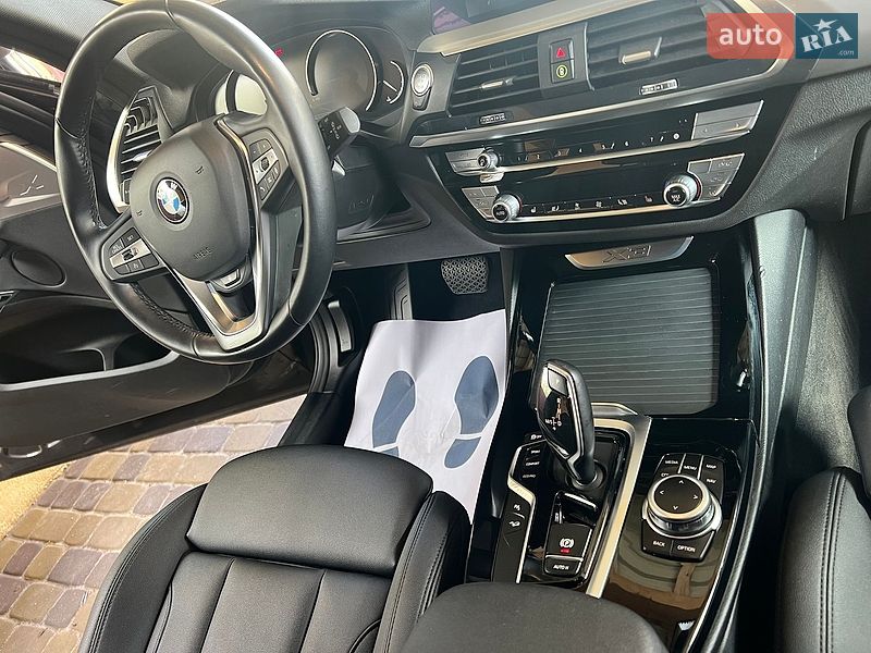 Внедорожник / Кроссовер BMW X3 2021 в Львове