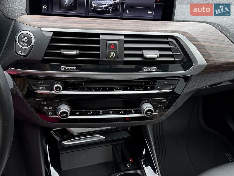 Внедорожник / Кроссовер BMW X3 2018 в Киеве