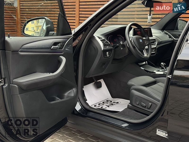 Внедорожник / Кроссовер BMW X3 2024 в Одессе