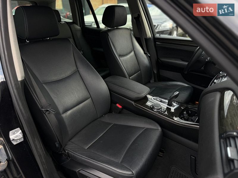 Внедорожник / Кроссовер BMW X3 2016 в Ровно