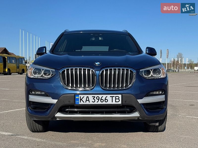 Внедорожник / Кроссовер BMW X3 2020 в Киеве