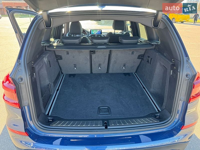 Внедорожник / Кроссовер BMW X3 2020 в Киеве