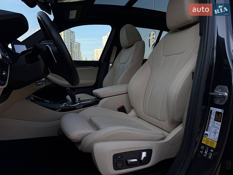 Внедорожник / Кроссовер BMW X3 2020 в Киеве