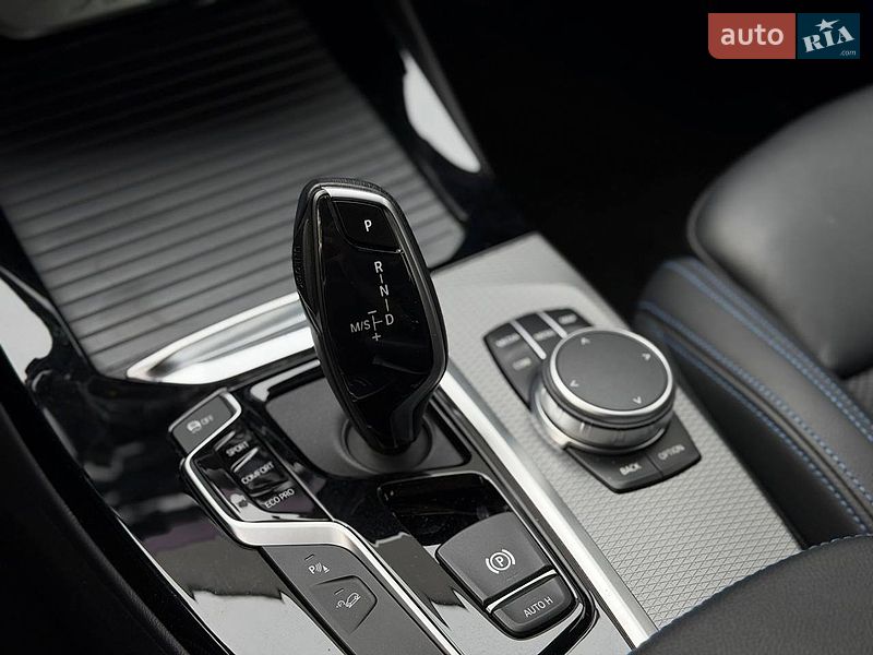 Внедорожник / Кроссовер BMW X3 2020 в Киеве