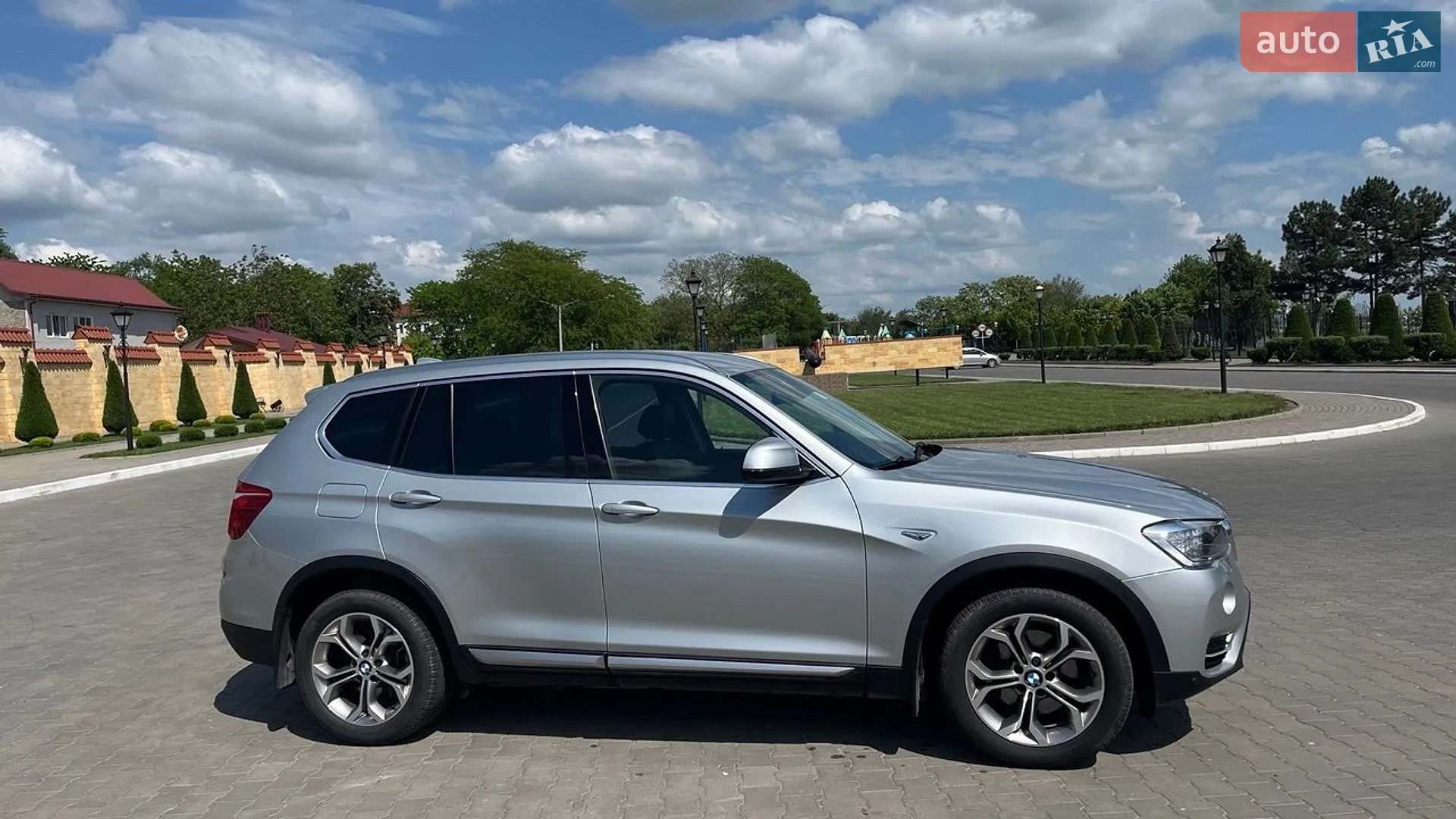 2017 BMW X3 - мініатюра 2
