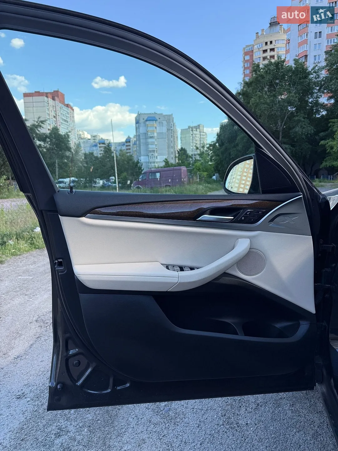 BMW X3 2020 VIN 5UXTY5C06L9C80670 фото оголошення 8 з 29