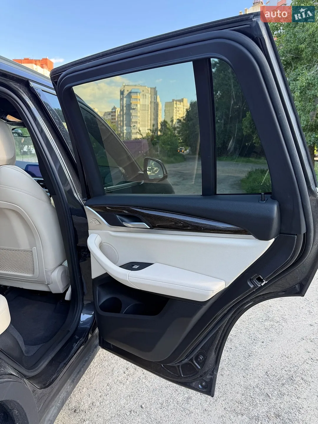BMW X3 2020 VIN 5UXTY5C06L9C80670 фото оголошення 18 з 29