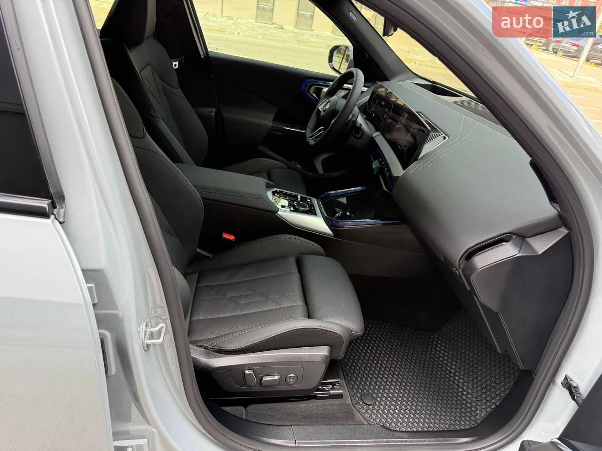 2025 BMW X3 - мініатюра 31