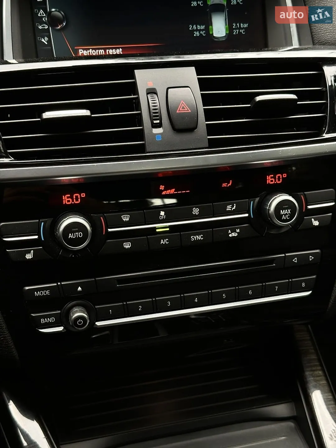 2016 BMW X3 - мініатюра 22