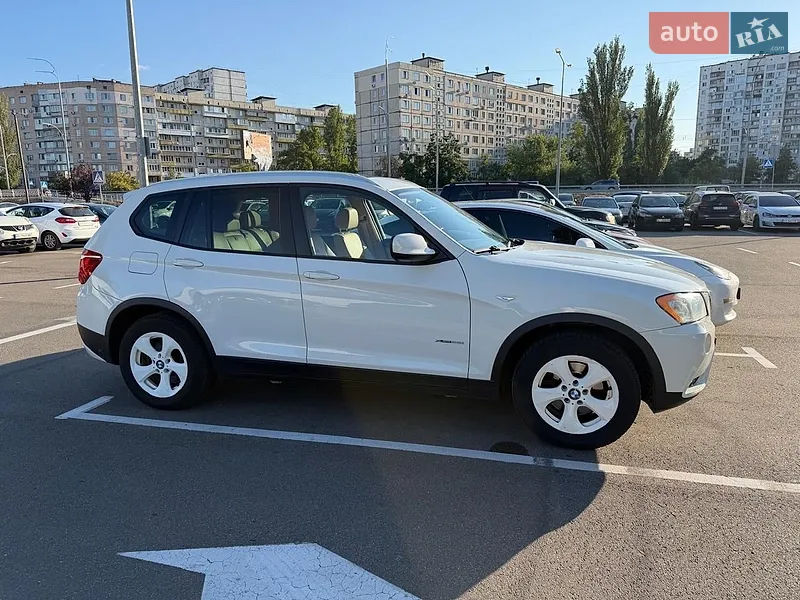 BMW X3 2011