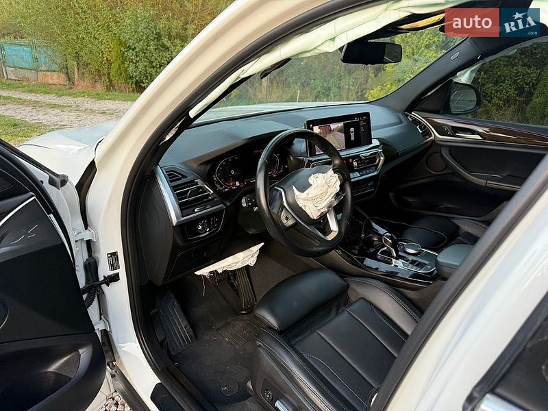Внедорожник / Кроссовер BMW X3 2023 в Яворове