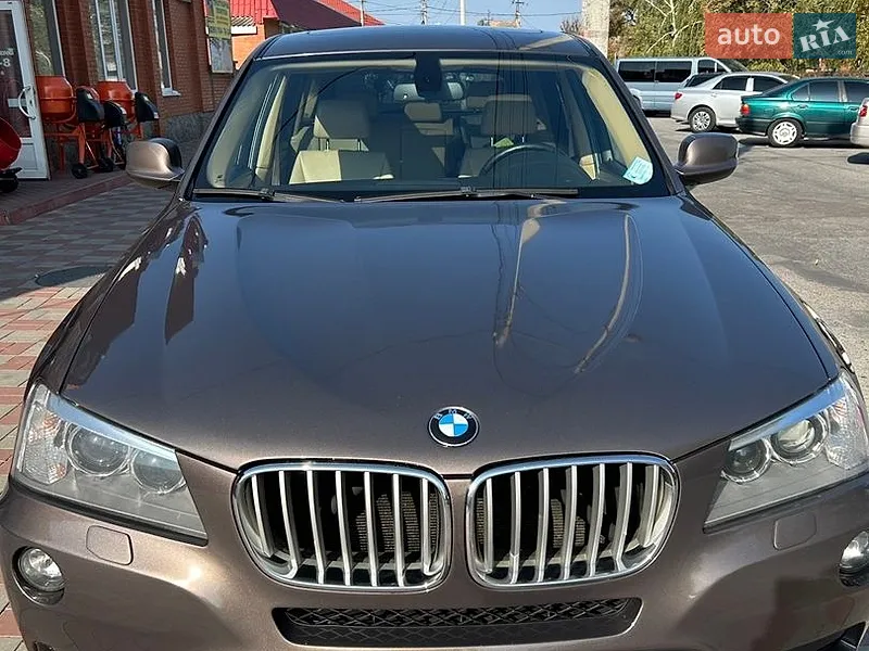 BMW X3 2011