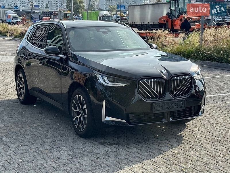 Внедорожник / Кроссовер BMW X3 2025 в Киеве