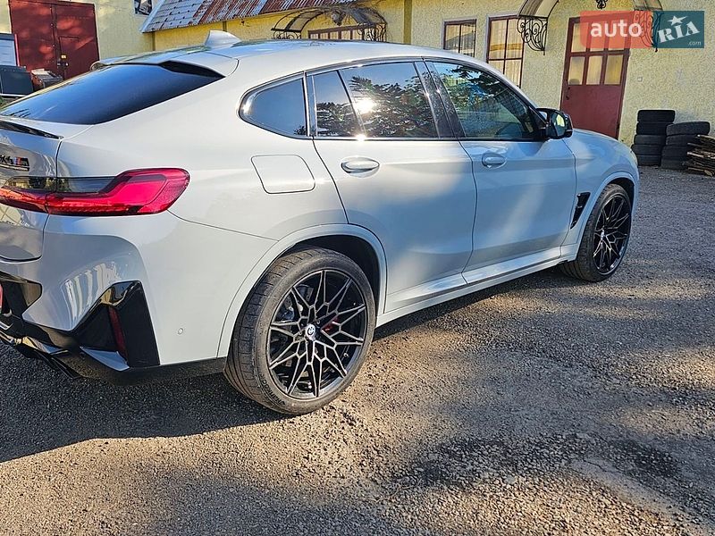 Внедорожник / Кроссовер BMW X4 M 2022 в Киеве