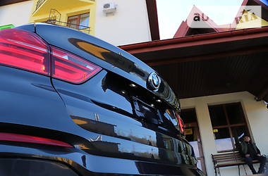 Позашляховик / Кросовер BMW X4 2016 в 