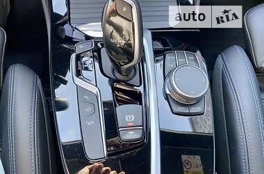 Позашляховик / Кросовер BMW X4 2021 в 
