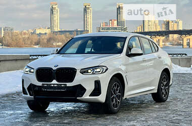 Внедорожник / Кроссовер BMW X4 2023 в 