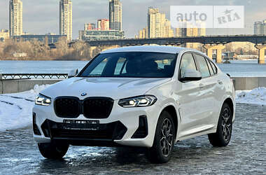 Внедорожник / Кроссовер BMW X4 2023 в 