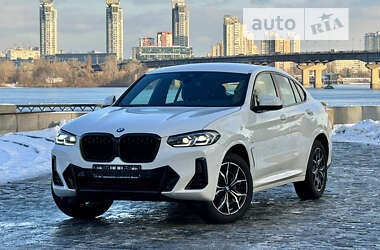 Внедорожник / Кроссовер BMW X4 2023 в 