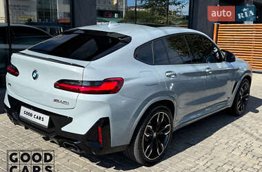 Позашляховик / Кросовер BMW X4 2022 в 