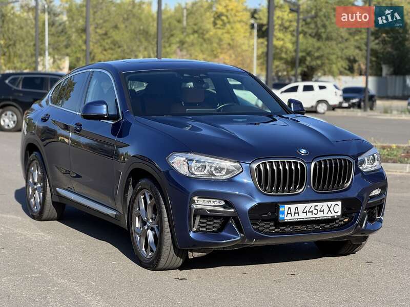 Внедорожник / Кроссовер BMW X4 2021 в 