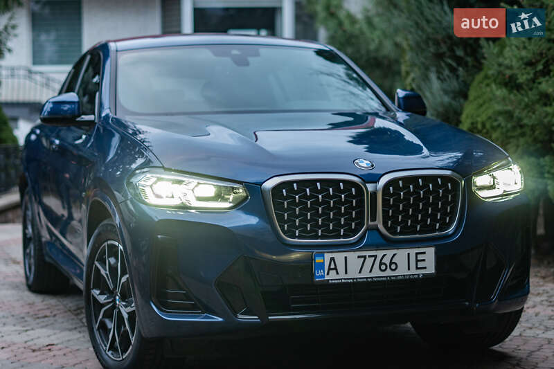 Внедорожник / Кроссовер BMW X4 2022 в Киеве