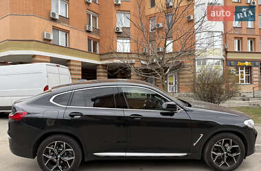Позашляховик / Кросовер BMW X4 2021 в 