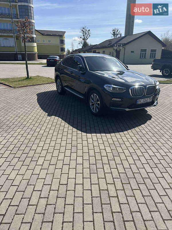 Внедорожник / Кроссовер BMW X4 2019 в Львове