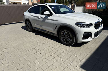 Позашляховик / Кросовер BMW X4 2021 в 